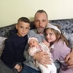 Juli Agolli - @juel__ami - Instagram