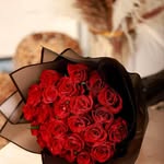 Amina Hammou - @gotte_rosee - Instagram