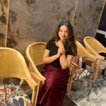 Amna Munir - @grlwithcurlss - Instagram