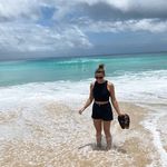 Amy Abbott - @amy.abbott21 - Instagram