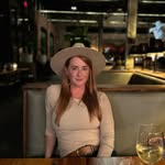 Amy Anderson - @amyengel225 - Instagram