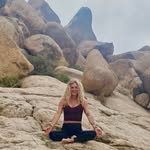 Amy  ☀︎ - @amybeachyoga - Instagram