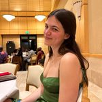 Amy Cass - @acweb123 - Instagram