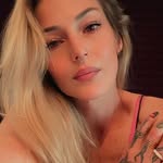 Amy Coombs - @jo8687 - Instagram