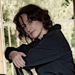 amy correia - @amycorreiamusic - Instagram