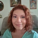 Amy Cremeans - @the_glass_goddess - Instagram