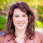 Amy Dardis, Monat - @curlyhairandcoffee - Instagram