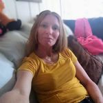 Amy Deaton - @ariesgirl1975 - Instagram