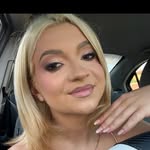 amalia - @_amy.diana_17 - Instagram