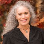 Amy Dubois, Realtor and Personal Trainer - @dub42499 - Instagram