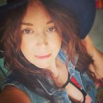 Amy Hare - @aa_mia23 - Instagram