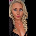 Amy Booth - @amyharleyevelyn - Instagram