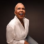 Amy Hilliard - @sizzlingafter60 - Instagram