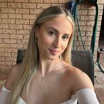 Amy Hobson - @amy.hobsonn - Instagram