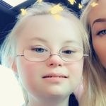 Amy Holden - @amyholden922 - Instagram