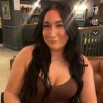 Amy🩷 - @amyirvine3 - Instagram