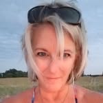 Amy Layman - @dolphin8191 - Instagram