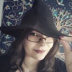 Amy Macaskill-Watt - @my_twisted_fairytale - Instagram