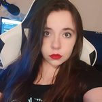 Amy MacKay - @foamyrox7 - Instagram