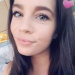Amy Melville - @amy_jjomel - Instagram