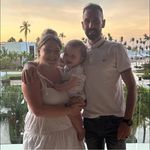 Amy Rowlands - @19amylou90 - Instagram
