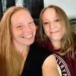 Amy Royal - @86red7 - Instagram