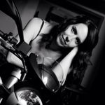 Amy Schindler - @desmodonne696 - Instagram
