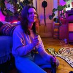 Amy Smith - @amyeles - Instagram