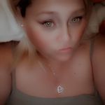 Amy Stiles - @lilangelamy - Instagram