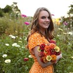 Amy Stoner - @stonairefarm - Instagram