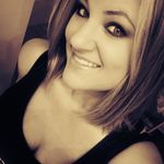Amy Sylvester - @benwahhhh78 - Instagram