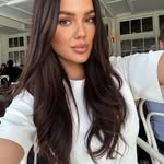 Amy Thomas - @athom330 - Instagram
