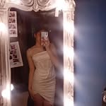 Ana Botello - @who0is_anita - Instagram