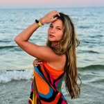 Ana Choi - @anachoi50 - Instagram