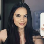 Ana Beatriz Decker - @anabeatrizdecker - Instagram