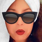 Ana-Hurley - @boo.graphics - Instagram