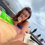 Ana Munn - @amunnc - Instagram