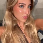 @ananavass_ - Instagram