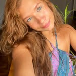 Ana Neumann - @ananeumannn - Instagram