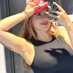 Ana Newcomb - @anathecreatorhz - Instagram