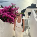 Ana Nicholas - Facebook