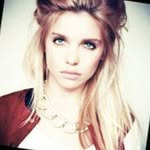 Ana Nicholson - @uriqo.837933 - Instagram