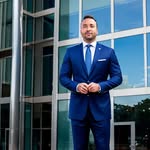 Andre Clark - @clarktherealestateshark - Instagram