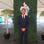 André Earle - Facebook