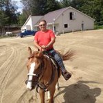 Andre Ferland - @cigareaclutch - Instagram