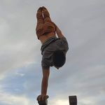Andrés Vázquez de Prada Batet - @andres_handstand - Instagram