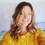 Andrea Armstrong - @m1nniedog - Instagram