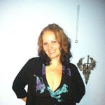Andrea Bigham - @happiegirl79 - Instagram