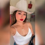 𝓐𝓷𝓭𝓻𝓮𝓪 𝓒𝓻𝓲𝓸𝓵𝓵𝓸.👸🏻 - @criollo021 - Instagram