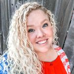 Andrea Johnstone - @curls.crayons.curves - Instagram